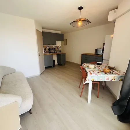 Appt 2 Couchages Cap D'agde Apartamento
