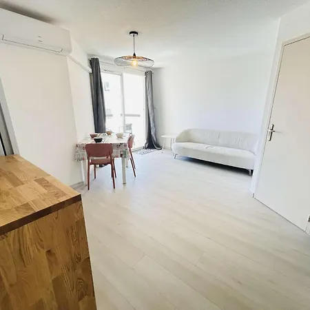 Appt 3 Pieces 4 Couchages Cap D'agde Ct121-022